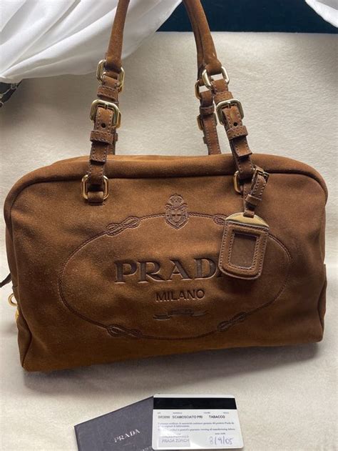 prada tasche wildleder braun|Kakaobraun Große Handtasche Aus Wildleder .